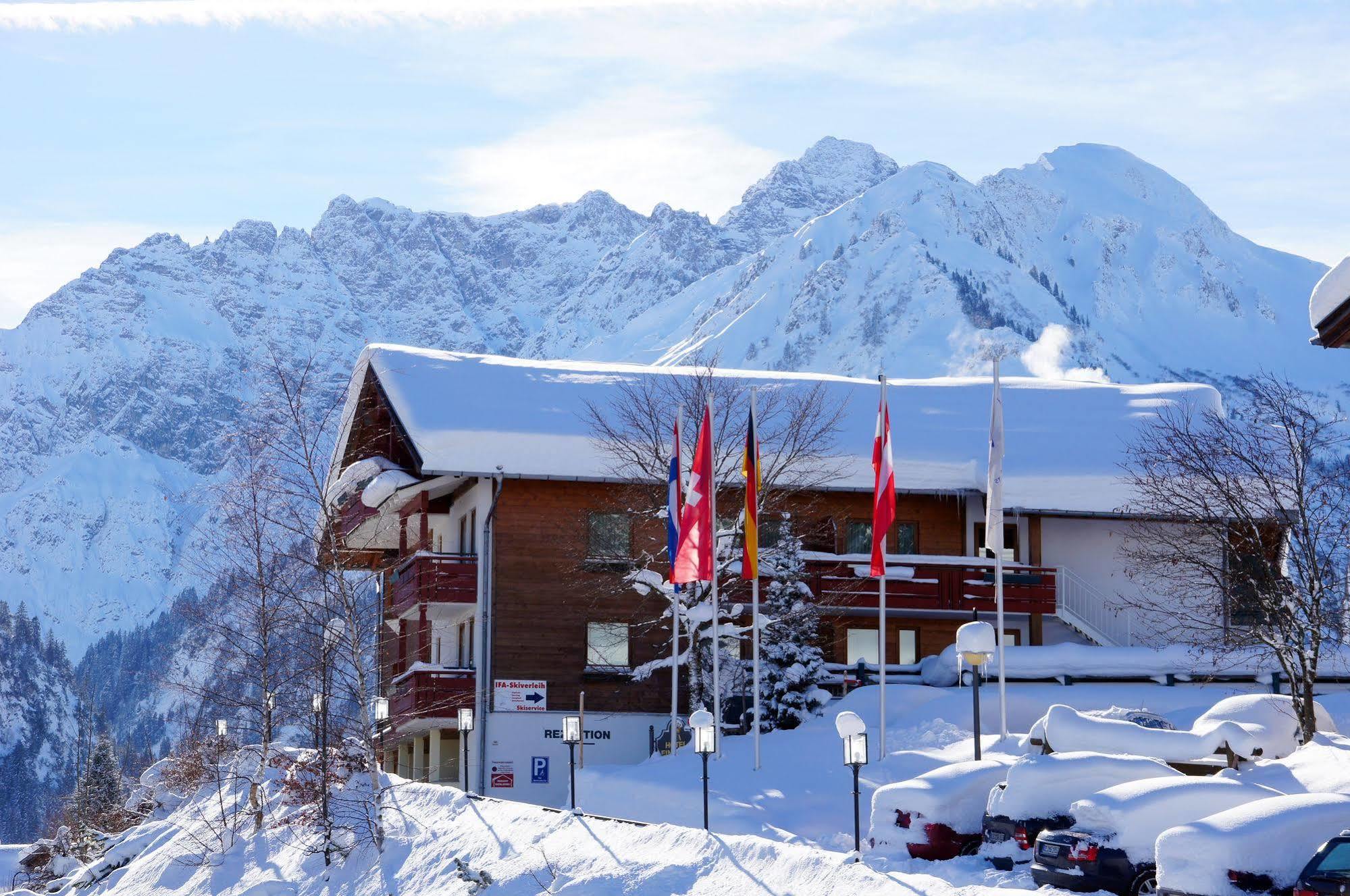 Ifa Alpenrose Hotel Kleinwalsertal มิทเทลแบร์ก ภายนอก รูปภาพ